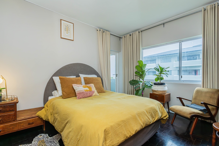 2 Bedroom Property for Sale in Sea Point Western Cape